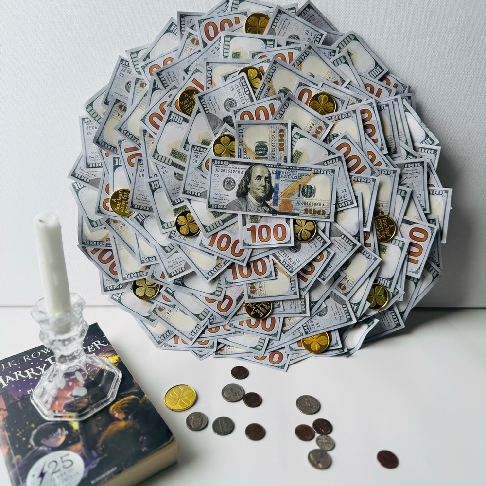 “Talisman” Coin Painting – A Symbol of Luck and Style